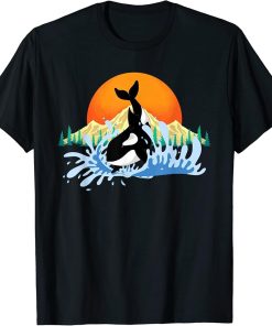 Sunset Sea Waves Ocean Animal Lover Gift Killer Whale Orca T-Shirt